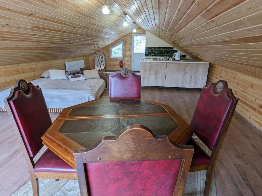 Unforgettable Attic With Balcony In Borjomi Apartman Kültér fotó