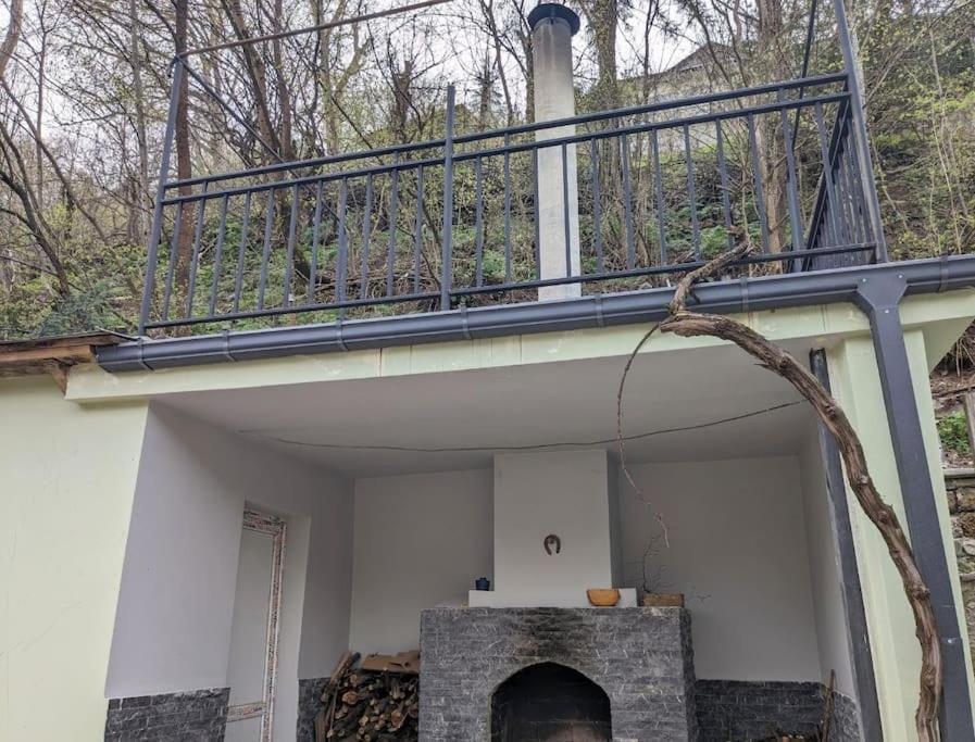 Unforgettable Attic With Balcony In Borjomi Apartman Kültér fotó